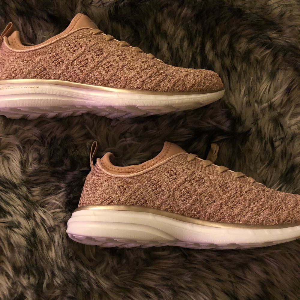 NEW APL Red Clay Sneakers